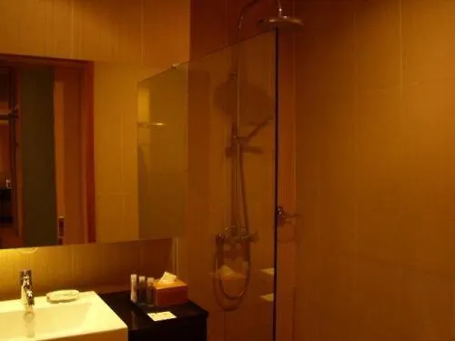 Imperial International Hotel Kota Kinabalu 3*,  Malaysia